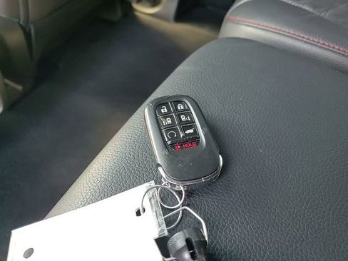 Used 2025 Honda Odyssey Sport-L image 31