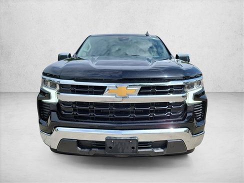 Used 2022 Chevrolet Silverado 1500 LT RWD image 2