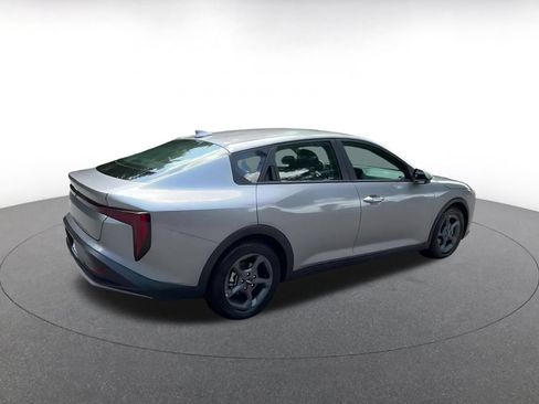 Used 2026 Kia K4 FWD image 15