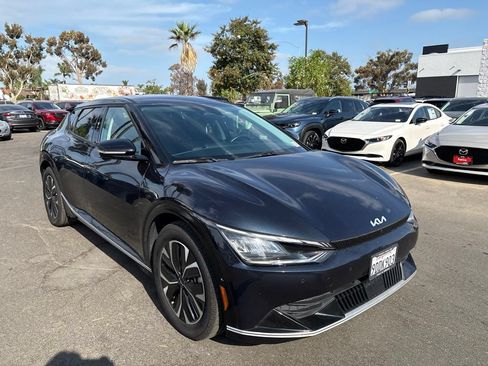 Used 2022 Kia EV6 Wind w/ Wind Technology Package AWD/4WD image 5