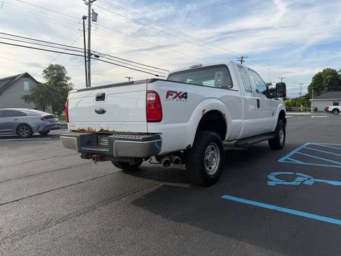 Used 2016 Ford F250 XL w/ XL Appearance Package AWD/4WD image 3