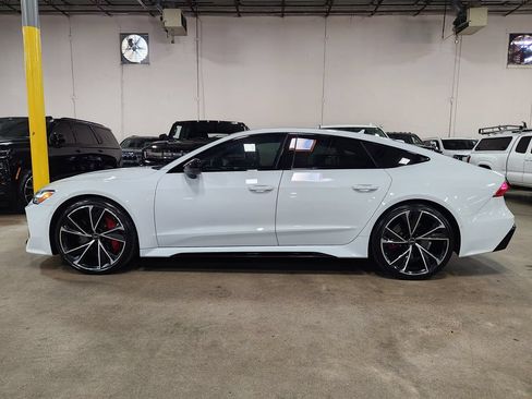 Used 2023 Audi RS 7 Sportback w/ Black Optic Package AWD/4WD image 7