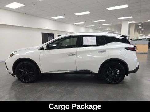 Used 2023 Nissan Murano Platinum w/ Cargo Package FWD image 3