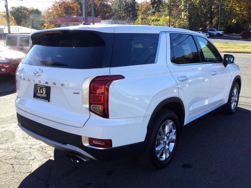 Used 2021 Hyundai Palisade SE image 6