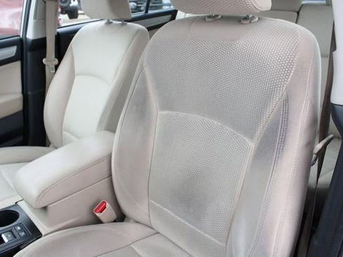 Used 2018 Subaru Outback 2.5i AWD/4WD image 4