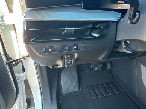 New 2025 Nissan Murano SL image 30