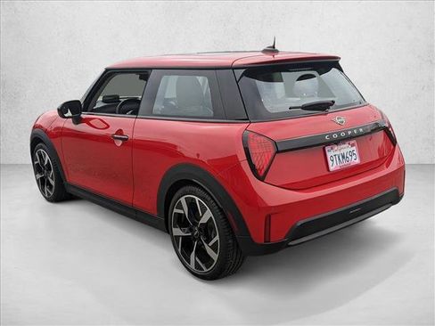 Certified 2025 MINI Cooper S image 8