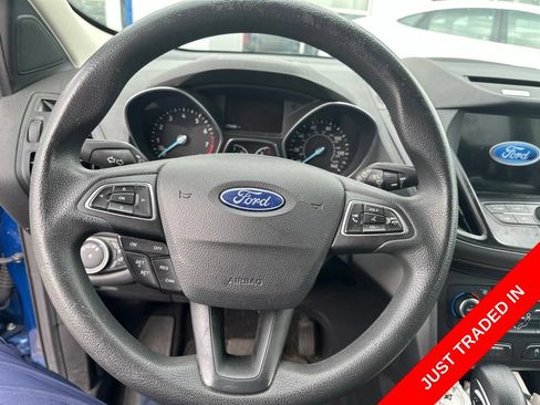 Used 2018 Ford Escape SE w/ SE Sync 3 Package AWD/4WD image 11