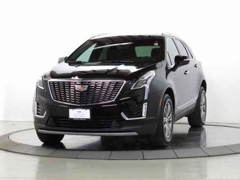 Certified 2022 Cadillac XT5 Premium Luxury w/ Technology Package image 1