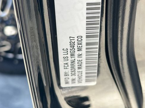 Used 2021 RAM 3500 Limited AWD/4WD image 40