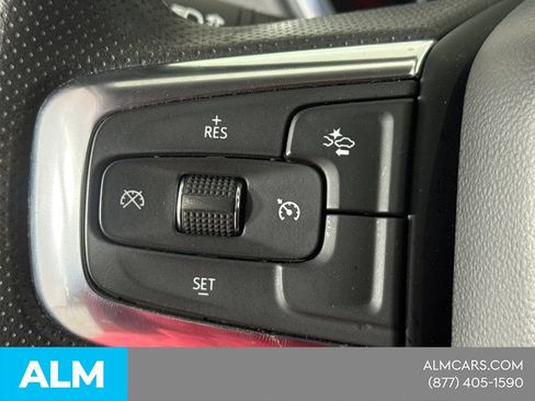 Used 2025 Chevrolet Blazer LT FWD image 29