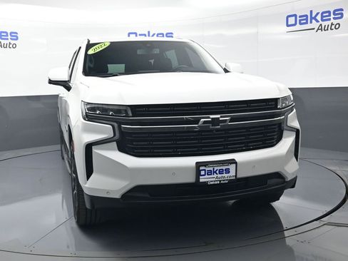 Used 2022 Chevrolet Suburban RST w/ Sport Performance Package AWD/4WD image 3