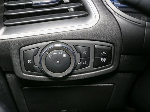 Used 2024 Ford Edge SEL w/ Convenience Package image 35