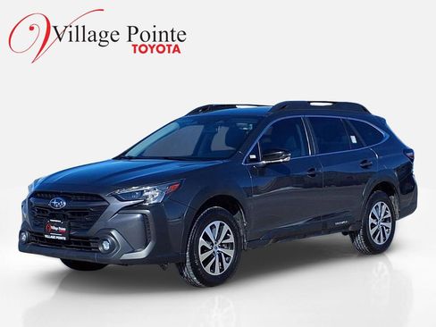 Used 2024 Subaru Outback Premium image 1