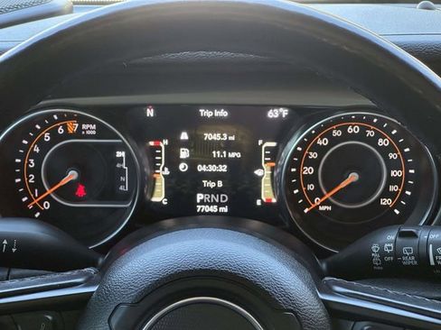 Used 2021 Jeep Wrangler Unlimited Willys image 25