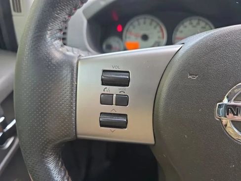 Used 2012 Nissan Frontier PRO-4X AWD/4WD image 19