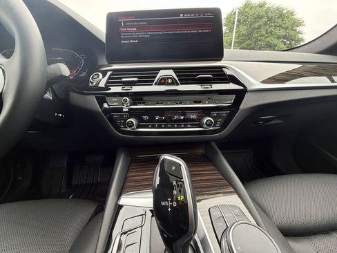 Used 2023 BMW 530i xDrive w/ Convenience Package AWD/4WD image 24