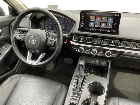 Used 2024 Honda Civic Touring image 14