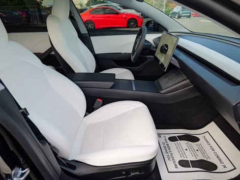 Used 2025 Tesla Model 3 RWD image 35