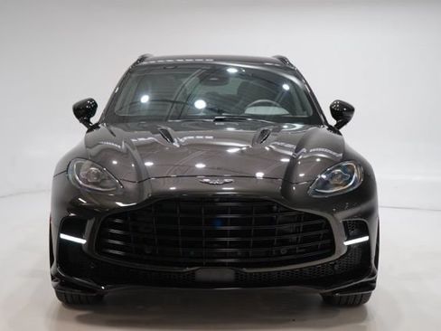 Used 2025 Aston Martin DBX 707 AWD/4WD image 2