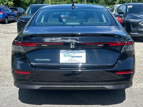 Used 2023 Honda Accord LX image 3