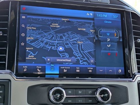 Used 2022 Ford F250 Lariat w/ Black Appearance Package image 23