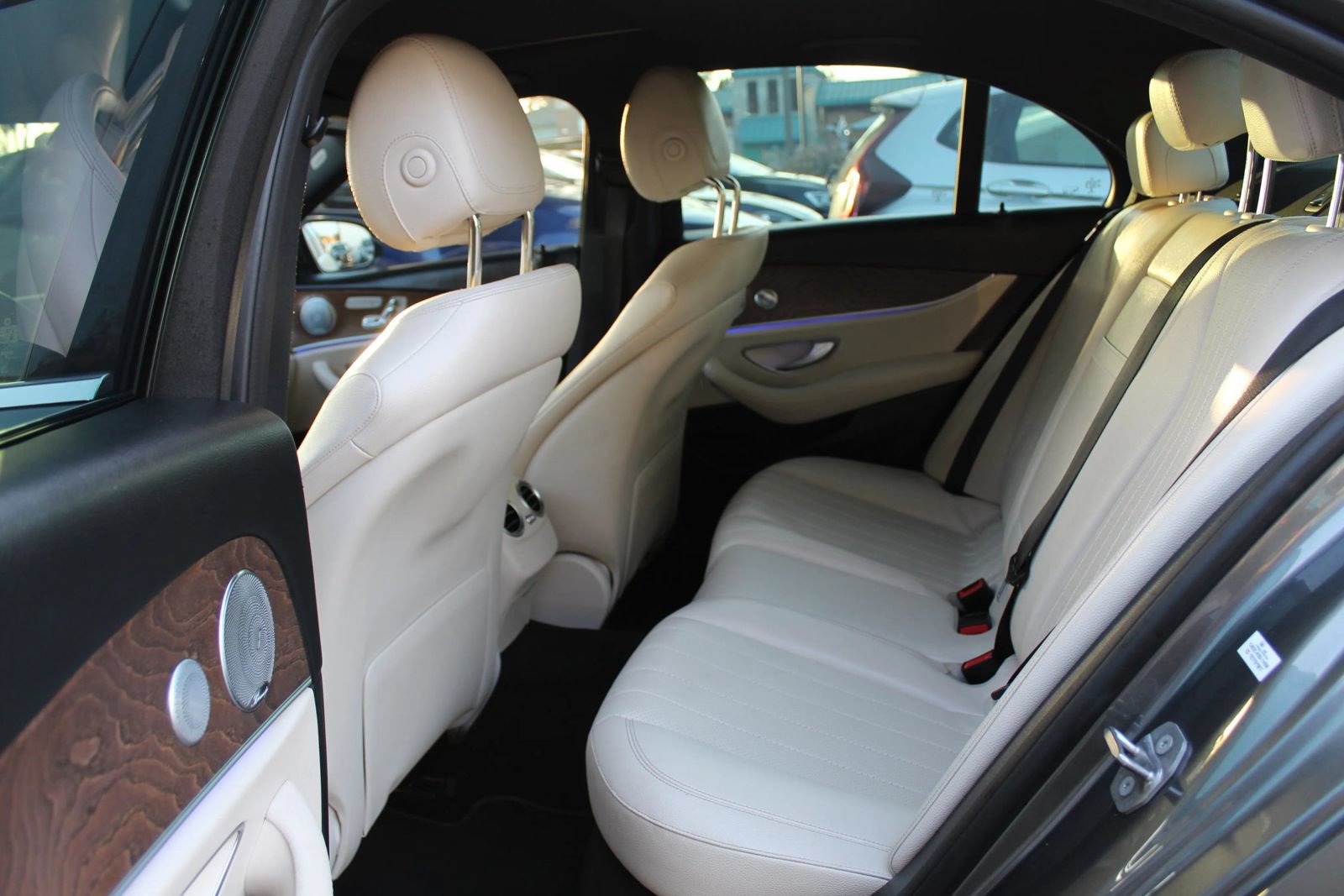 Used 2017 Mercedes-Benz E 300 image 12