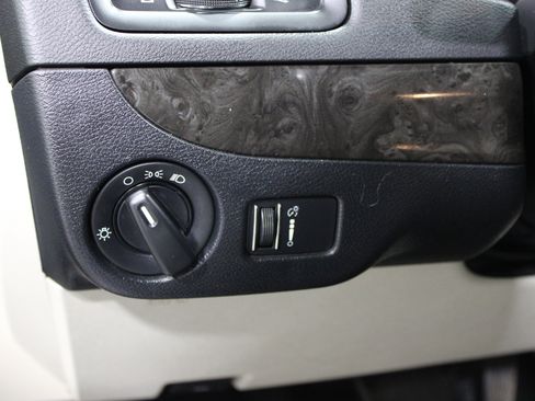 Used 2017 Dodge Grand Caravan SE w/ Power Window Group FWD image 7