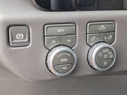 New 2026 GMC Sierra 1500 Elevation AWD/4WD image 19