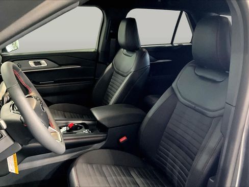 New 2026 Ford Explorer ST-Line RWD image 9