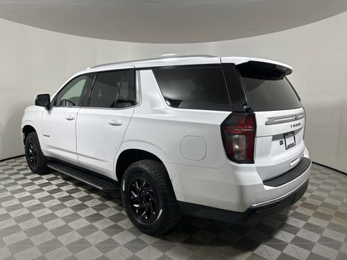 Used 2022 Chevrolet Tahoe LT w/ Luxury Package image 5