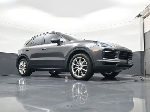 Used 2019 Porsche Cayenne AWD/4WD image 16