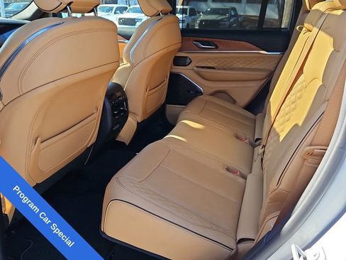 Certified 2023 Jeep Grand Cherokee Summit image 11