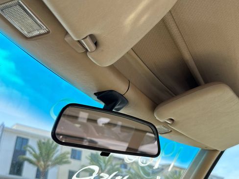 Used 1988 Mercedes-Benz 560 SL image 17