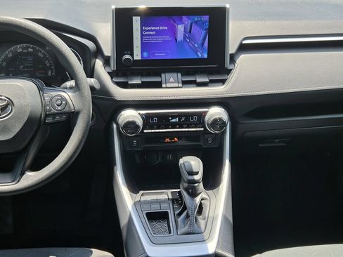 Used 2025 Toyota RAV4 XLE w/ Convenience Package FWD image 16