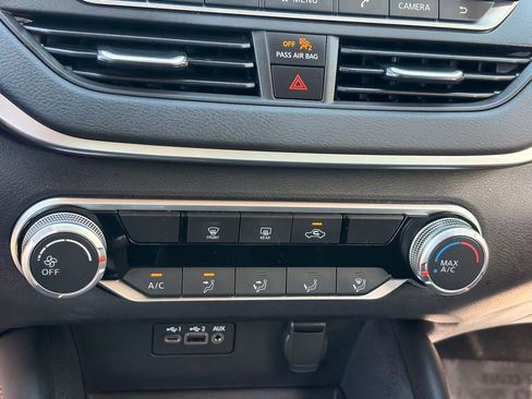 Certified 2021 Nissan Altima 2.5 SR FWD image 25