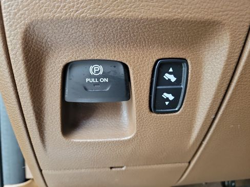 Used 2021 RAM 1500 Limited image 22