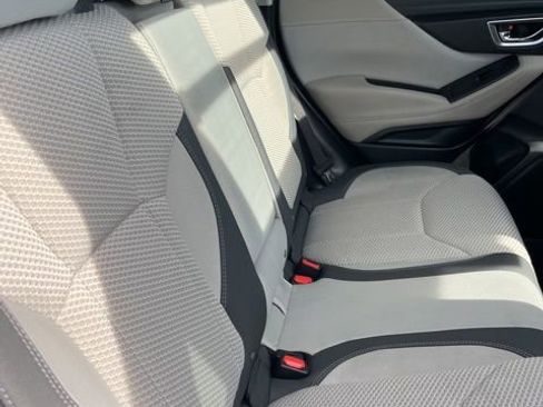 Used 2021 Subaru Forester Premium image 34