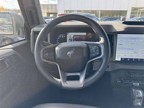 Used 2024 Ford Bronco Big Bend image 12