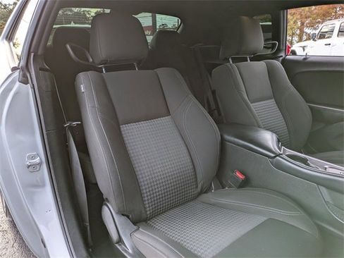 Used 2021 Dodge Challenger SXT w/ Driver Convenience Group image 16