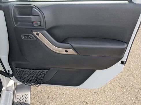 Certified 2016 Jeep Wrangler Unlimited Sahara image 25