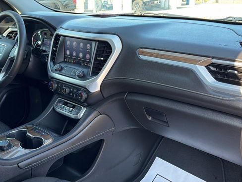 Used 2022 GMC Acadia SLE FWD image 36