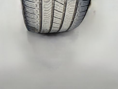 Used 2025 Land Rover Defender 130 X AWD/4WD image 9