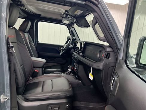 New 2026 Jeep Wrangler Unlimited Rubicon image 21