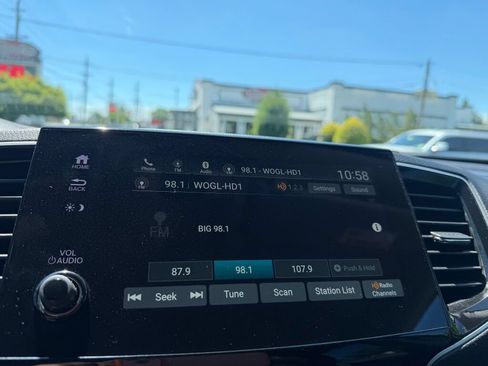 Used 2022 Honda Pilot EX-L image 17