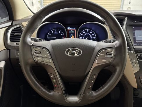 Used 2017 Hyundai Santa Fe Sport image 13