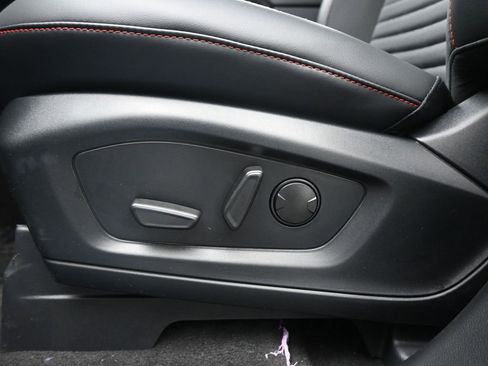 New 2026 Ford Explorer ST-Line w/ ST-Line Street Pack image 10