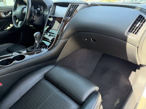 Used 2016 INFINITI Q50 Red Sport 400 image 11