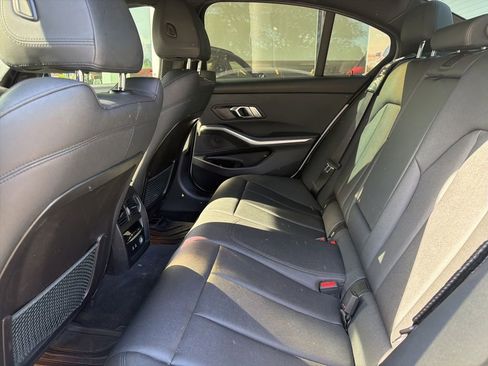 Used 2020 BMW 330i xDrive Sedan w/ Convenience Package AWD/4WD image 17