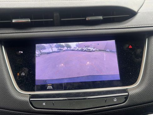 Used 2023 Cadillac XT5 Premium Luxury image 35